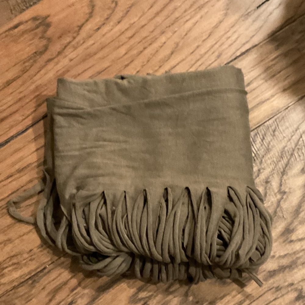 Olive green fringe Infiniti scarf